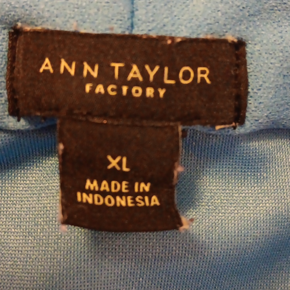 Top - Picture 6 of 7